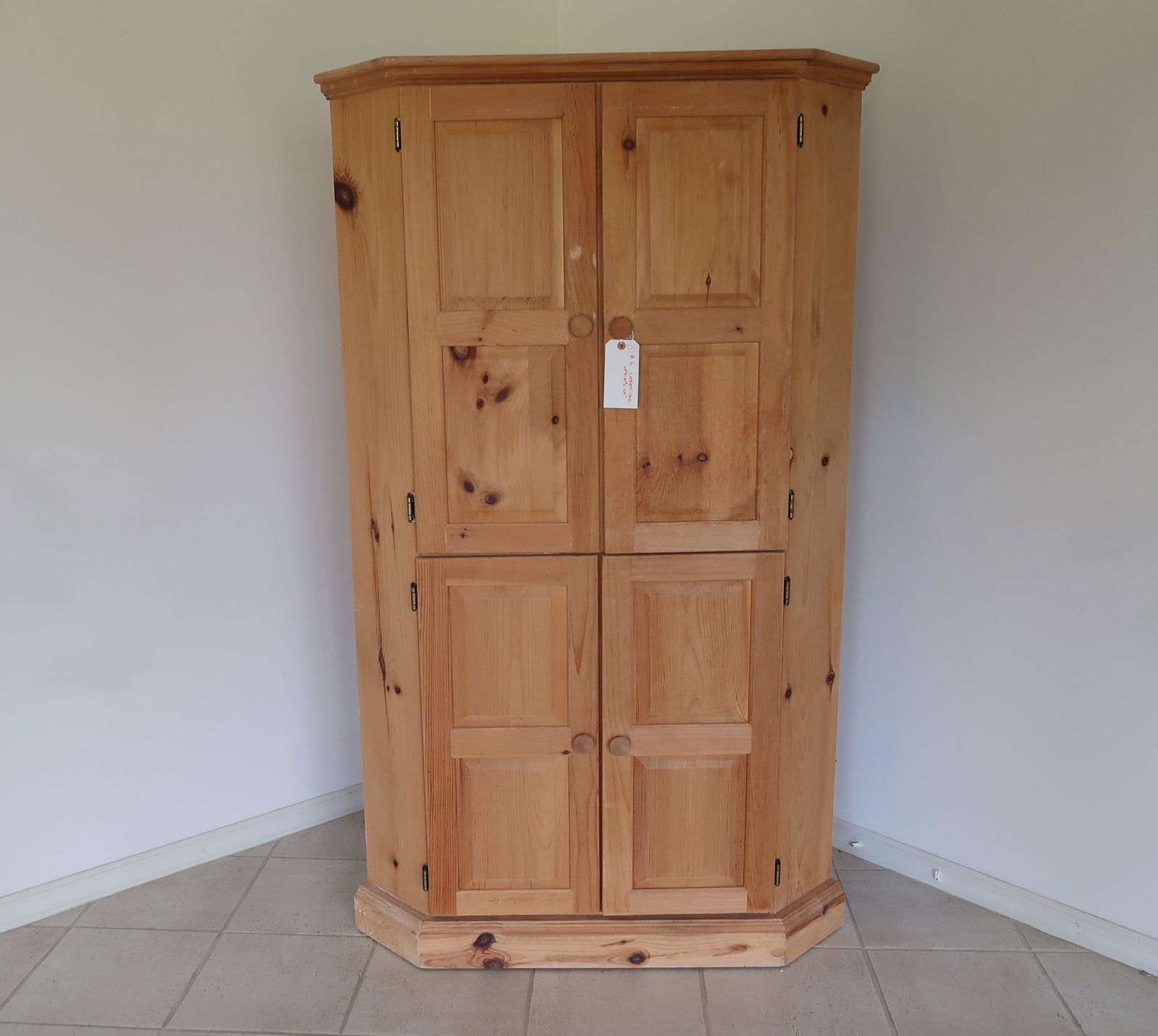 Corner Cabinet Pine 4 door (1 of 3)