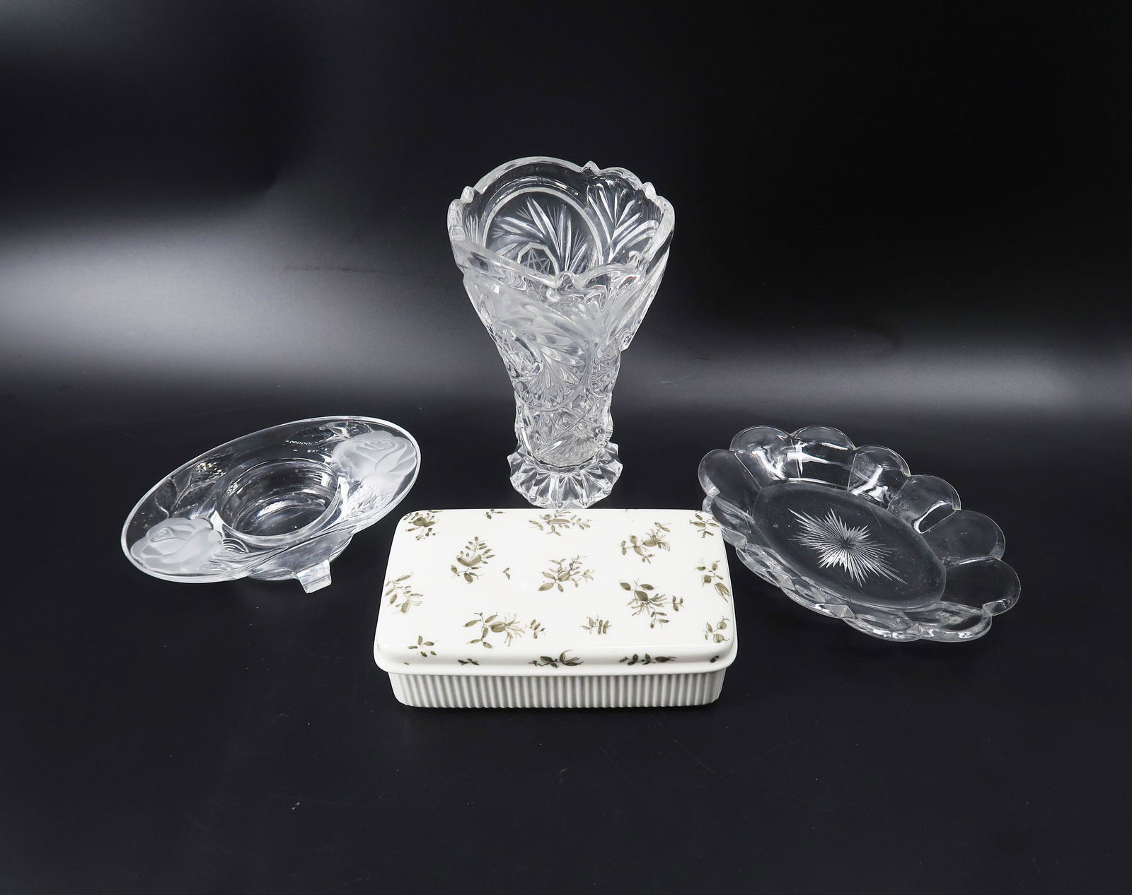 ROYAL COPENHAGEN DENMARK TRINKET PORCELAIN BOX W/ 2 (1 of 4)