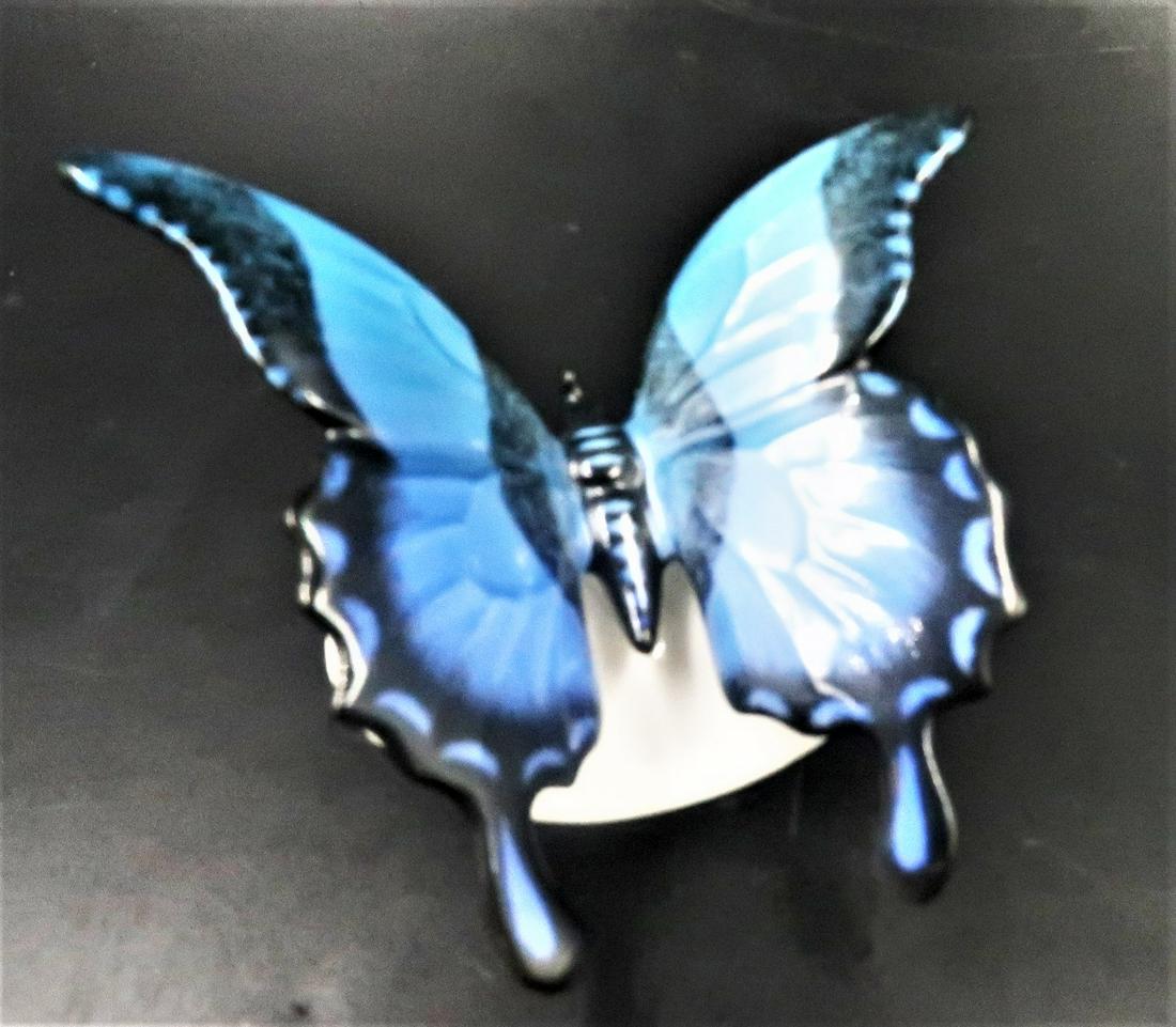 Blue Vintage Butterfly Figurine: Blue Vintage Butterfly Figurine, Size: 3.5"W x 3" L x 1.5" H, its perfect at your shelves.