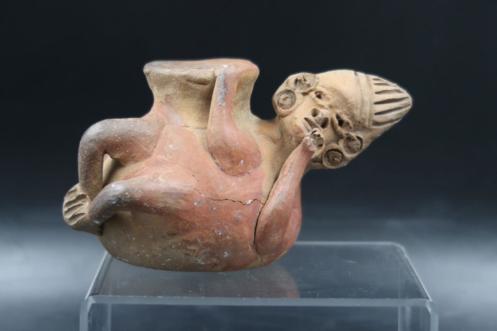 Vintage Myan/ Aztec Clay Clay Sculpture Jug. (1 of 4)