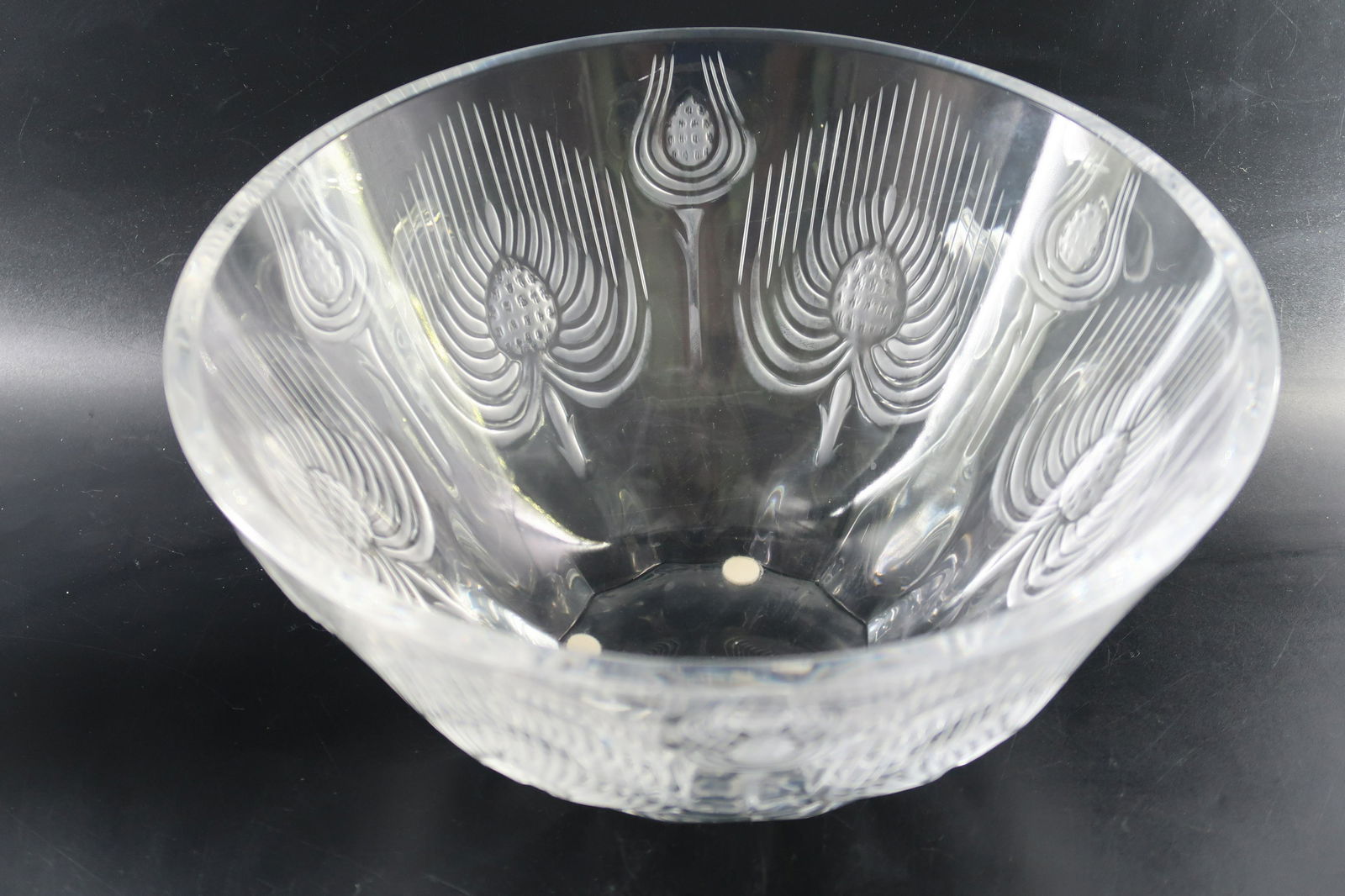 Lalique Of France Large Bowl 1970 Thistle Balmoral: 1970's Lalique thistle bowl#: 13721 Balmoral clear frosted large bowl, size: 9 3/4" W X 4 3/4" H