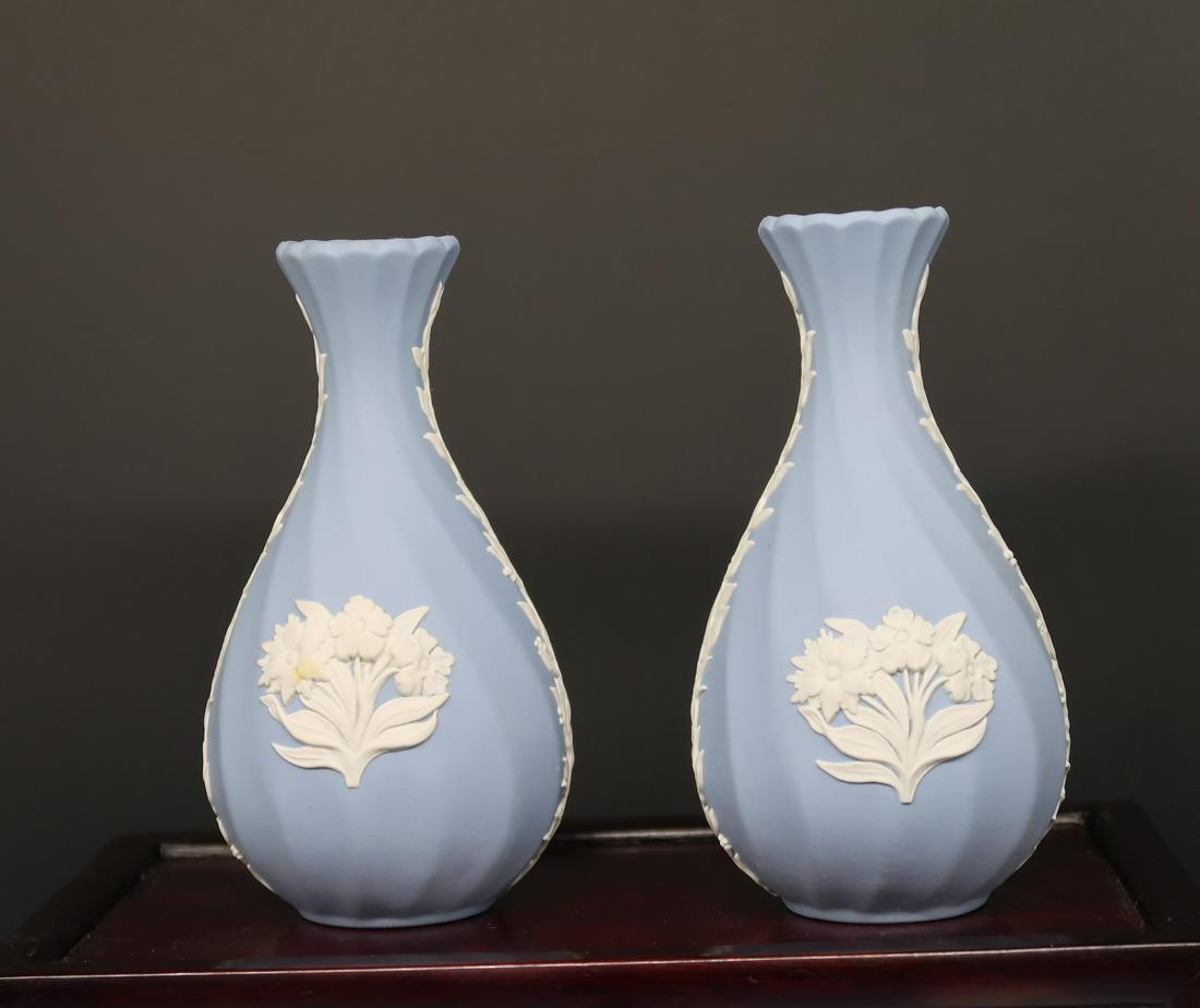 2 Wedgewood  Vases w/Stamp (1 of 5)