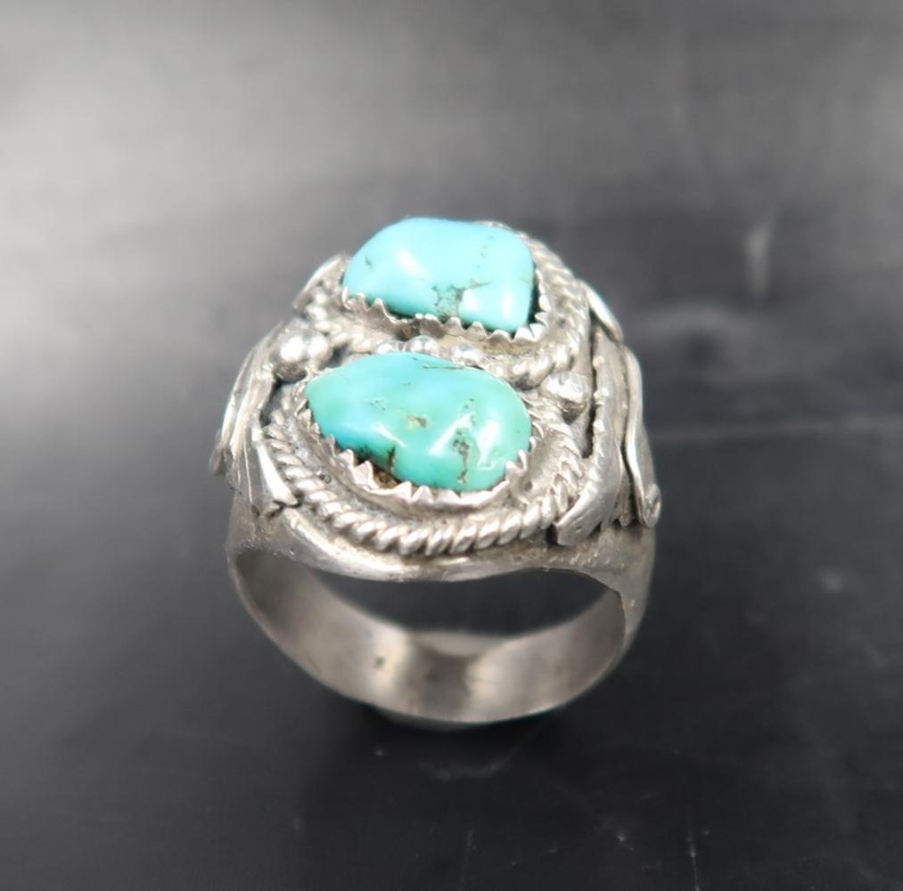 NAVAJO MAN'S TURQUOISE IN STERLING RING SIZE 11.5 (1 of 2)