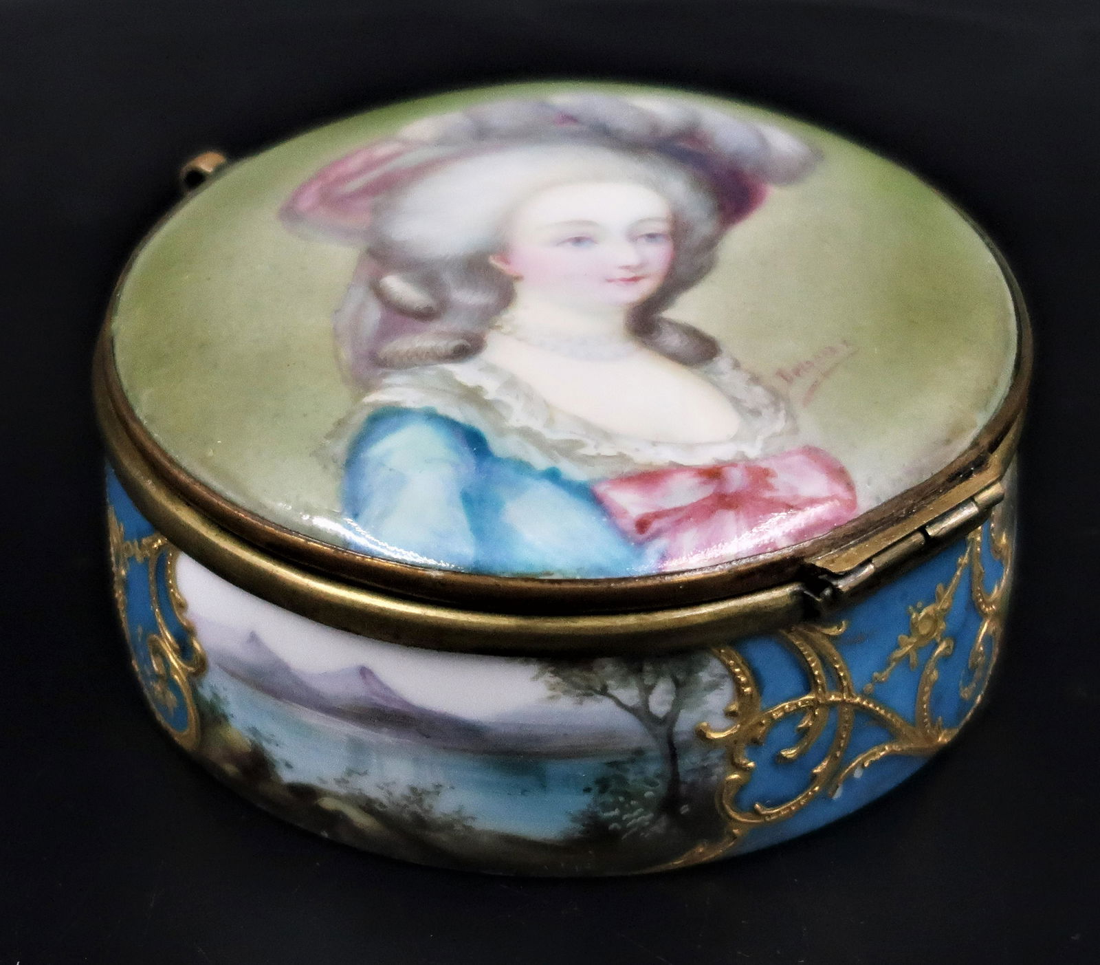 Trinket Box Antique  French Marie Antoinette Signed (1 of 5)