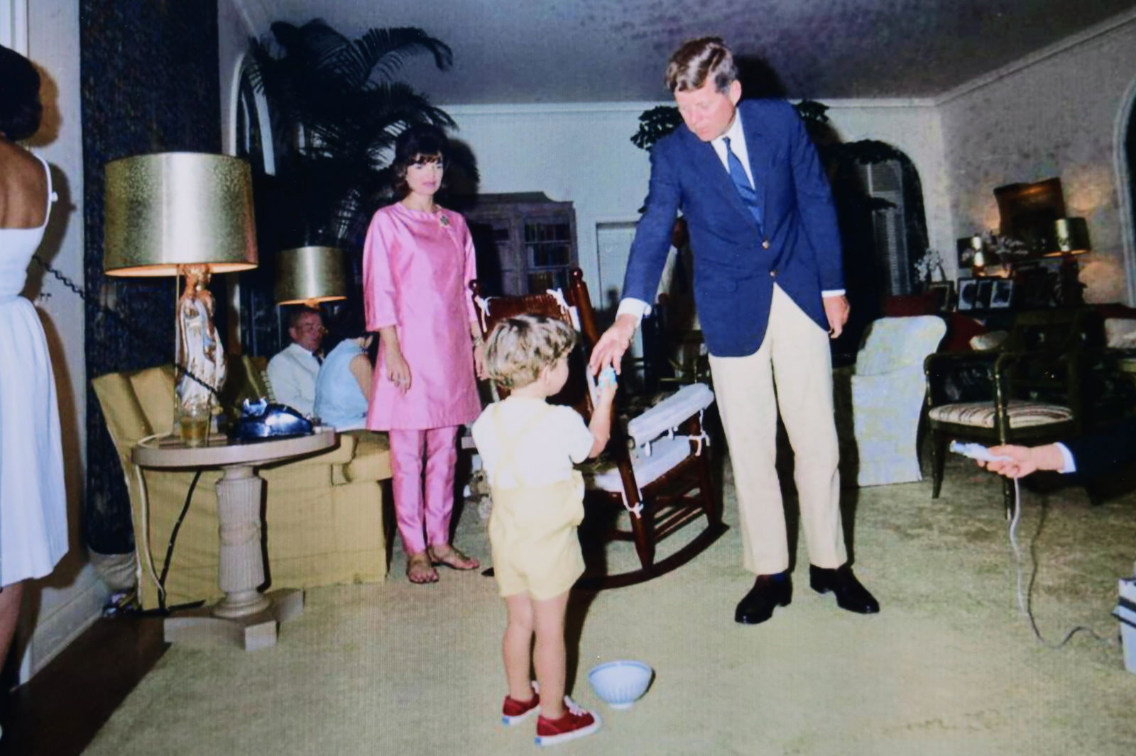 The Family Photo w/ Kennedy's Family @ Palm Beach Home: The Family Photo with Kennedy's Family at Palm Beach Home