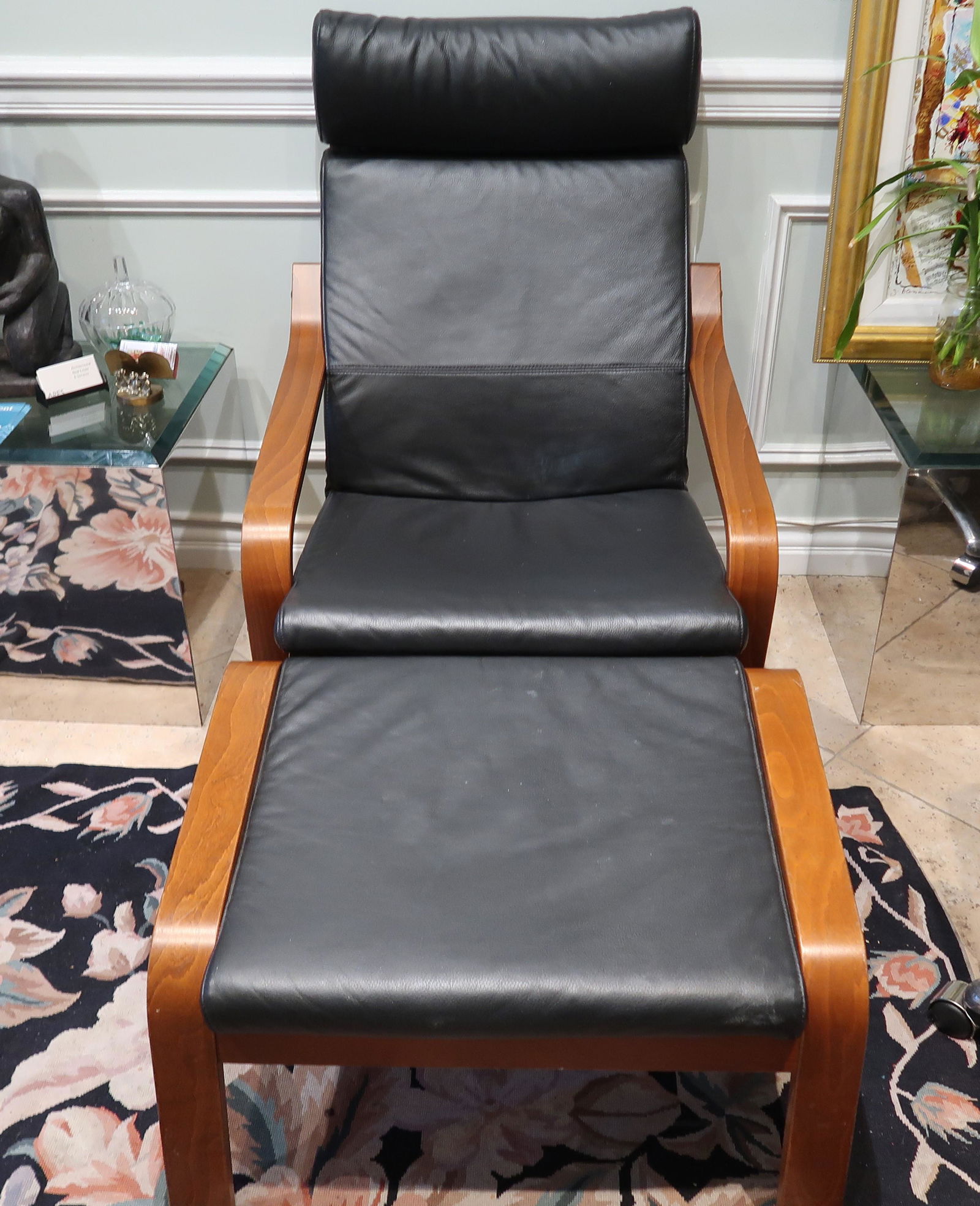 Vtg. Med century Bentwood Chair w/Black Leather Ottoman: Vtg. Med century Bentwood Chair w/Black Leather Ottoman. (2pcs.)