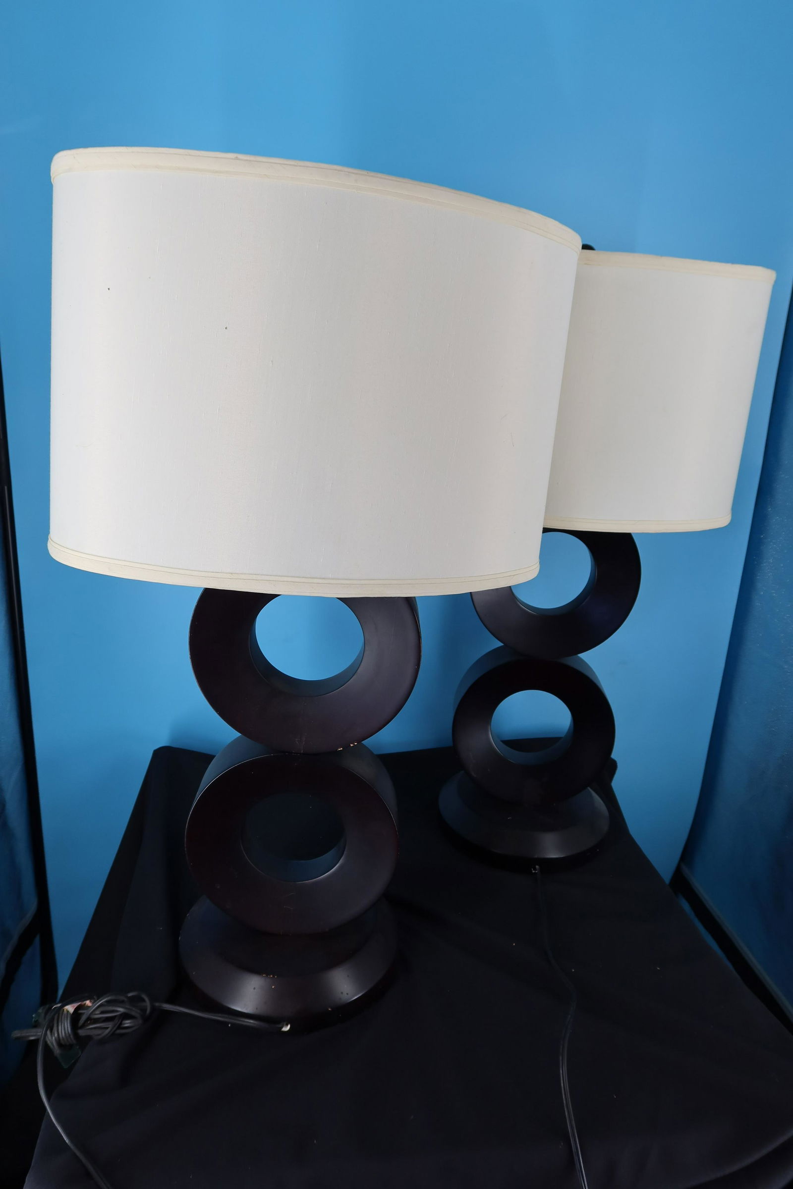 2 of Wood Block Figure 8 w/ Shade: 2 of Wood Block Figure 8 w/ Shade, Size: 31 1/2" x 13"