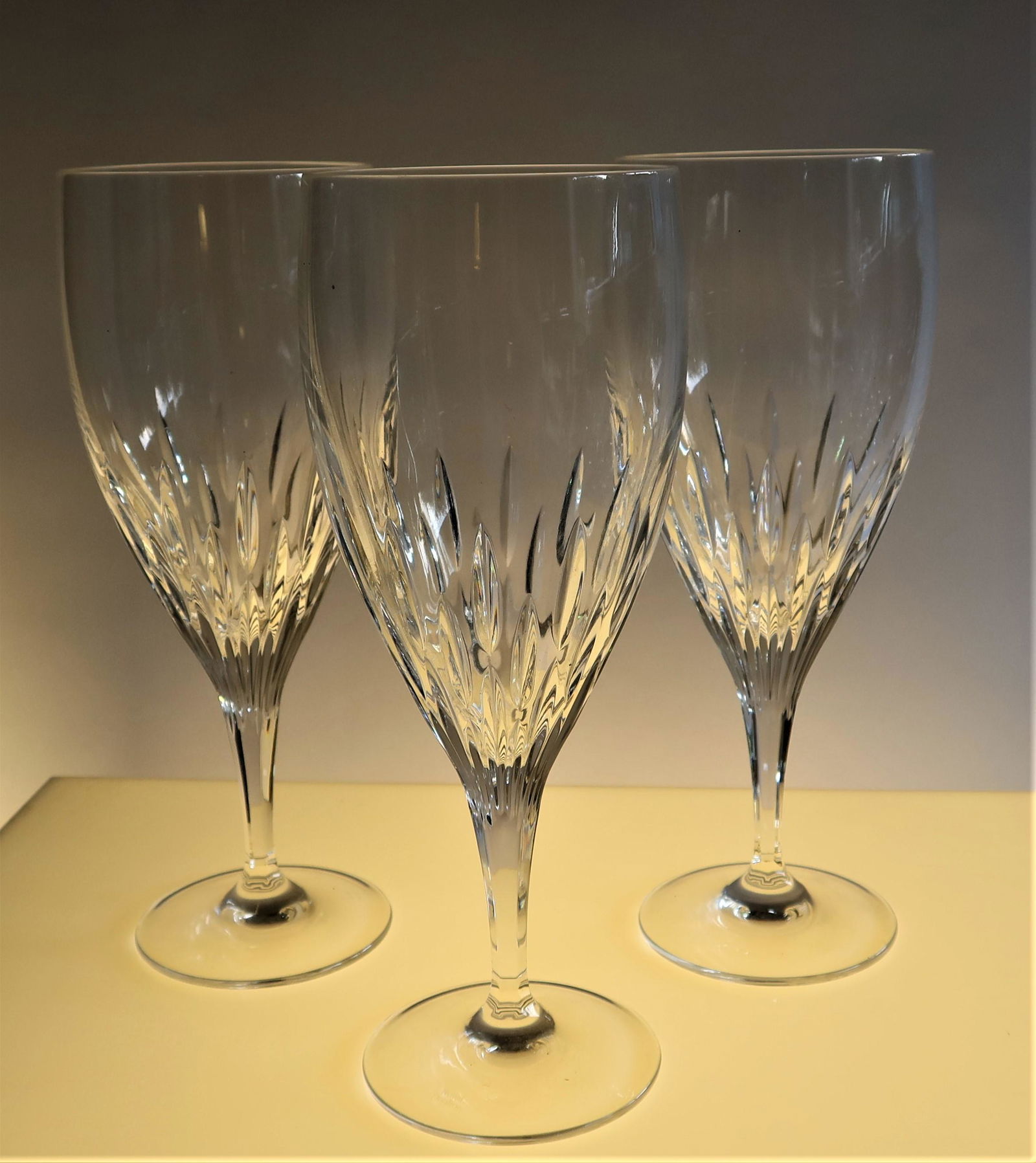 Royal Doulton Wine Glass Cut Crystal Rare 3pcs.: Royal Doulton Wine Glass Cut Crystal Rare 3pcs.