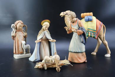 VitageGoebel-Hummel Camel, Mary, Baby, Joseph Shepherd = Nativity