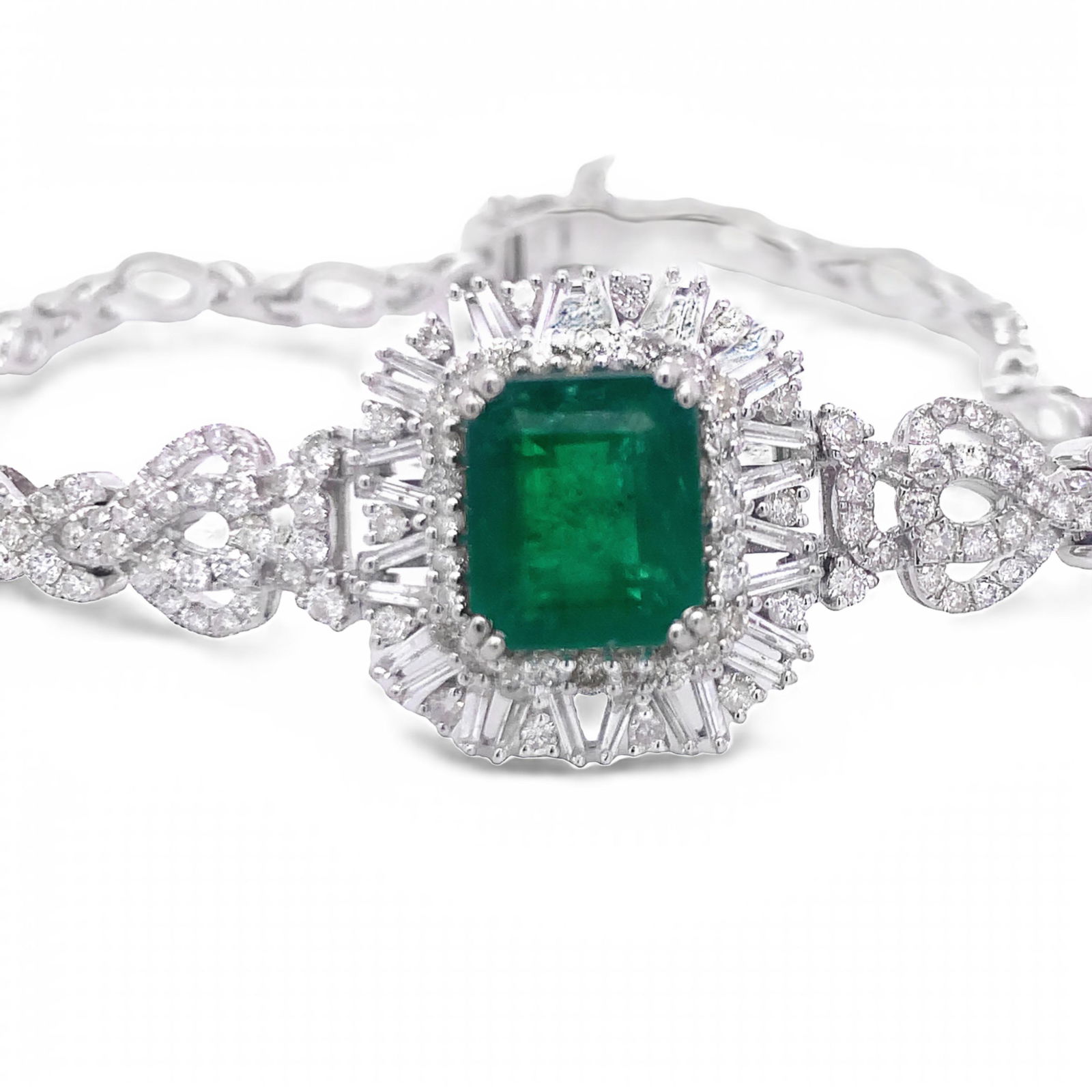 Botero Large Horse Sculpture: Botero Large Horse Sculpture