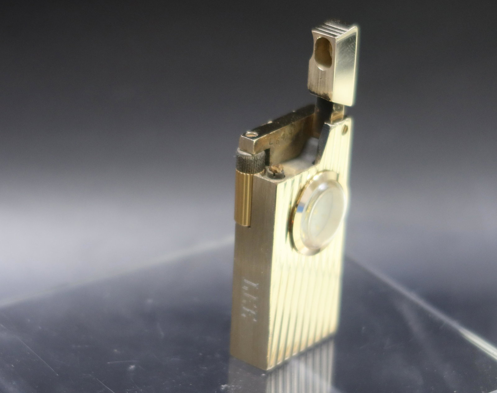 Lighter Gold Watch Swiss Made: Lighter Gold Watch Swiss Made