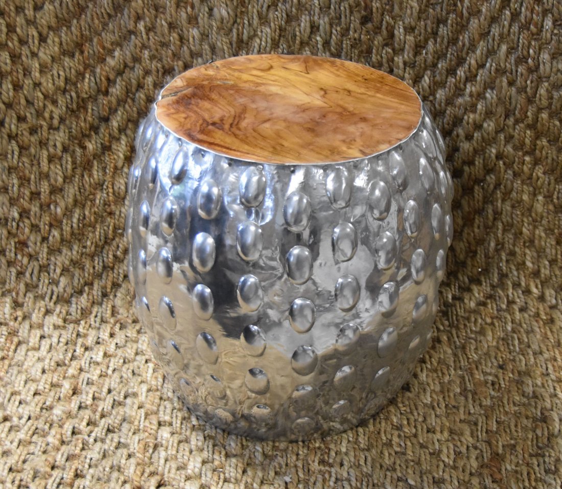 Mediterranean side table (1 of 1)