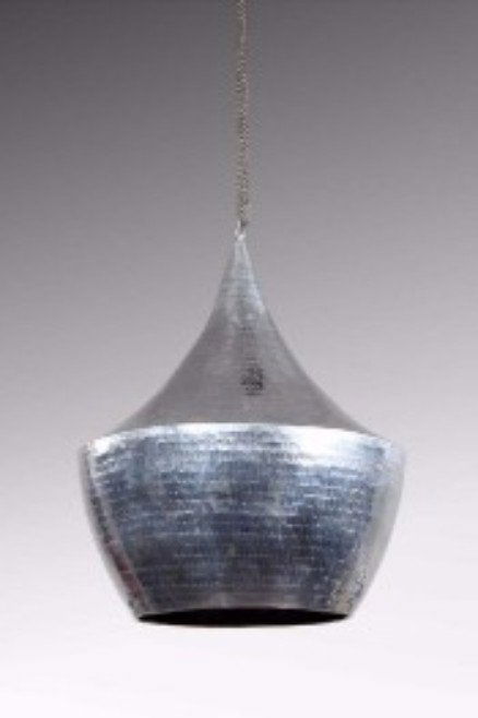Silver hanging lamp: Silver hanging lamp The silver pendant lamp is suitable for an array of settings. It is made of thick aluminum and casts the perfect light. *Missing plug Dimensions: 1 diameter x 1 height ft.