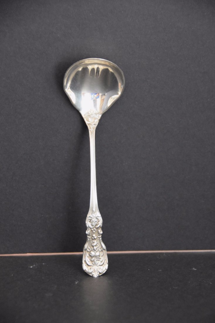 Reed and barton gravy spoon: Reed and barton gravy spoon Reed and barton Francis I (1907) gravy spoon. 1.11 troy ounces Dimensions: 6 1/4 inches