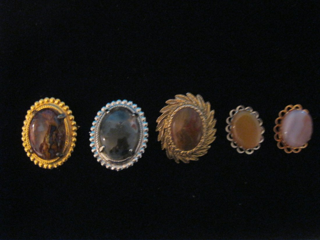 Lot of 5 Vintage Agate Pins & Stones: Vintage Agate Stones. 3 Pins & 2 Stones