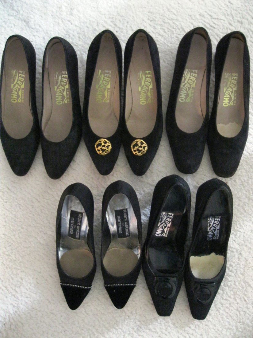 Lot of 5 Pair Designer Shoes Weitzman & Ferragamo: Lovely lot of Heels. All in Black. Made by Salvatore Ferragamo & Stuart Weitzman. Size 6.5 AA (All shoes are Narrow). Some have toe inserts.