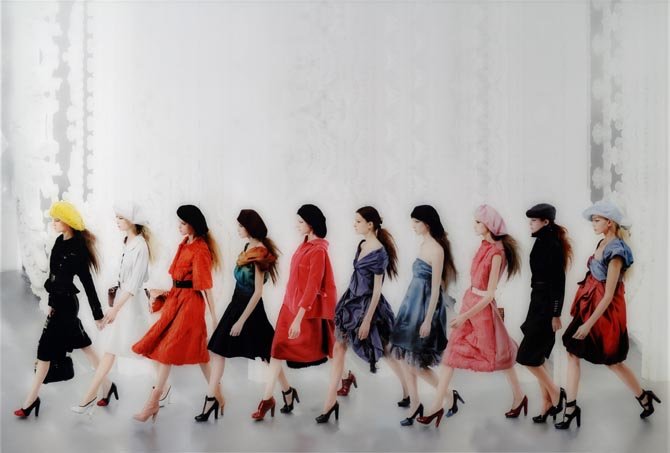 Simon PROCTER (born 1968): Simon PROCTER (born 1968) Louis Vuitton, Walk the line, Le louvre, Paris, Fall/Winter 2007 C-print Edition 3/10 47.24 x 70.08 in. – 120 x 178 cm.