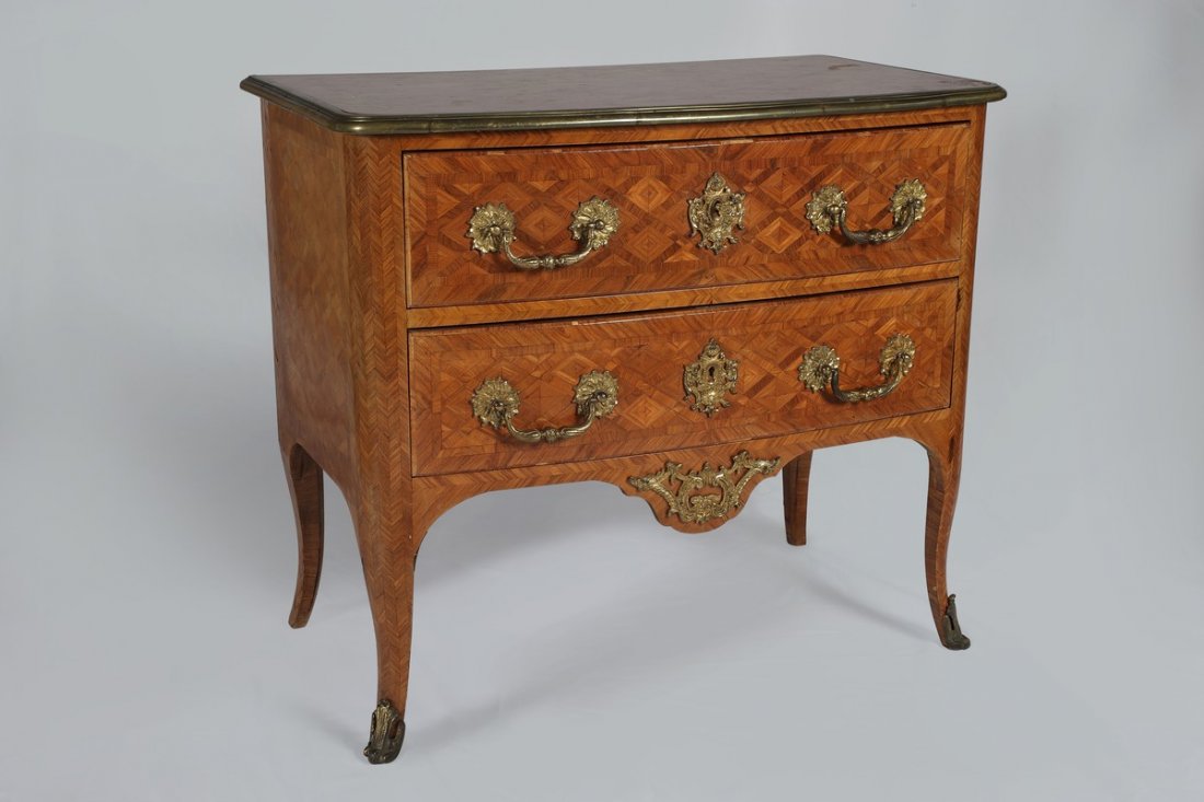 Regence style commode (1 of 6)