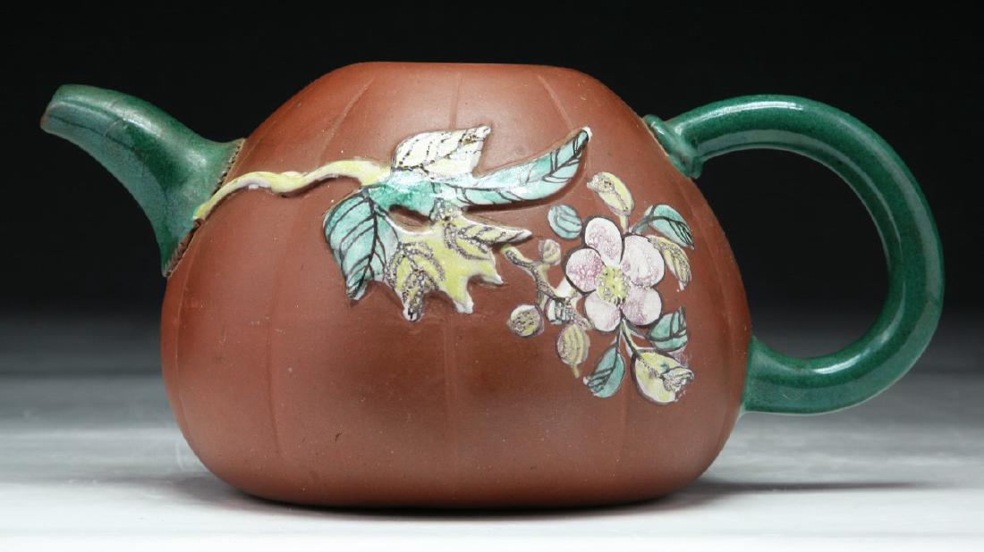 A CHINESE ANTIQUE YIXING POLYCHROME ZISHA TEAPOT (1 of 4)