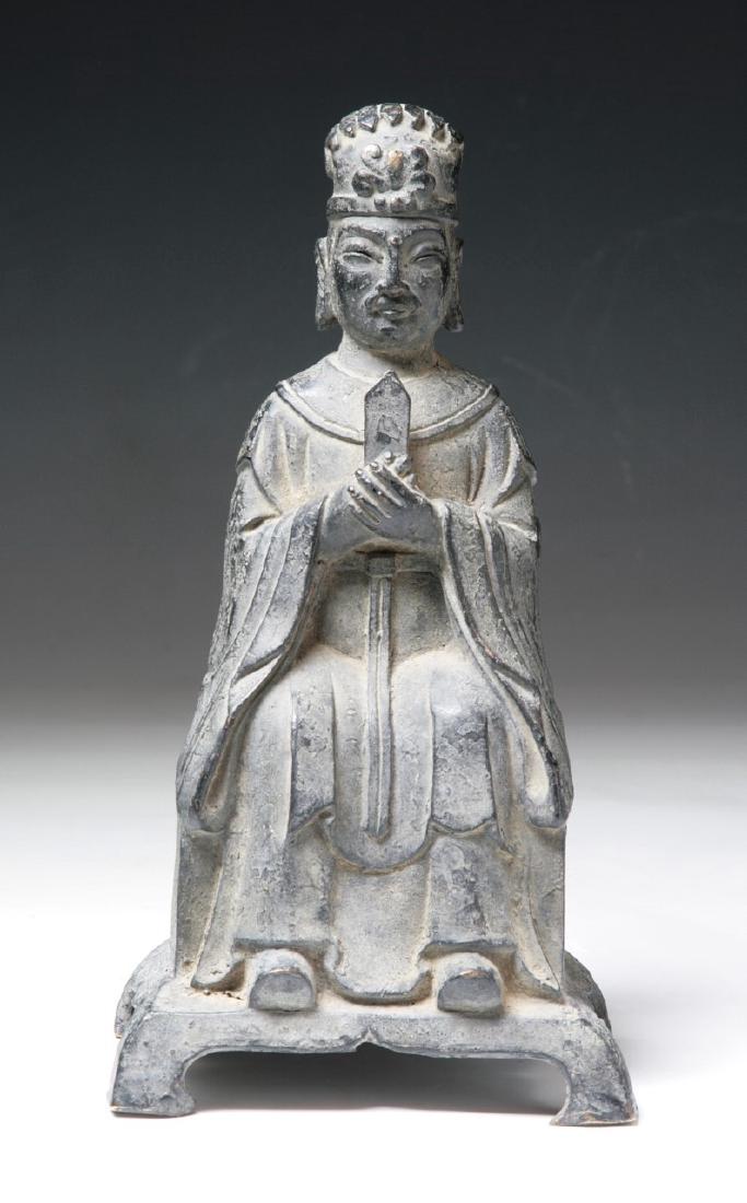 A CHINESE ANTIQUE MING BRONZE FIGURE (1 of 3)