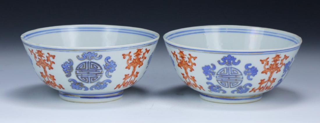 PAIR CHINESE ANTIQUE BLUE & WHITE UNDERGLAZED RED (1 of 5)