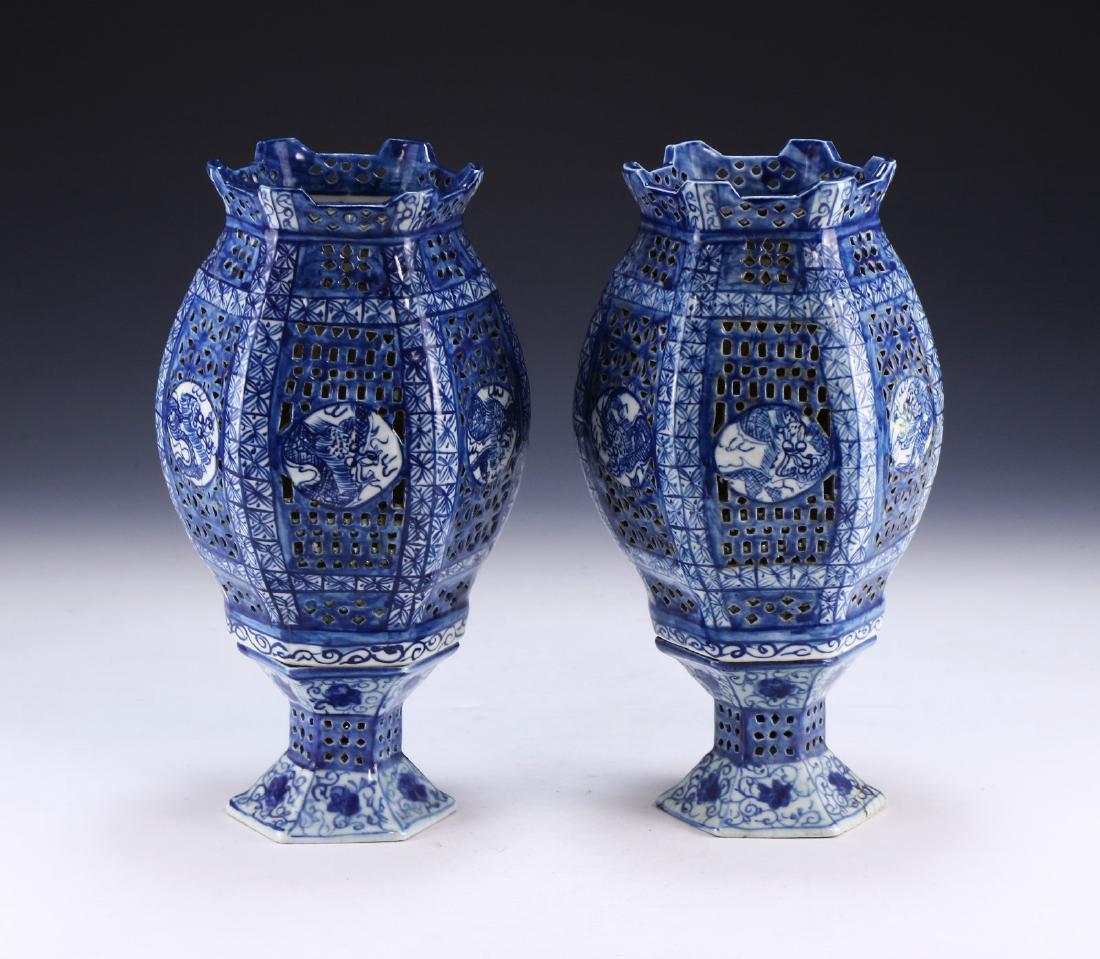 PAIR CHINESE ANTIQUE BLUE & WHITE PORCELAIN LAMPSHADES (1 of 4)
