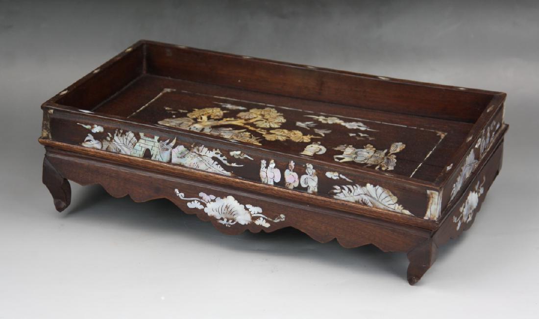 A CHINESE MOTHER-OF-PEARL INLAID ROSEWOOD TRAY (1 of 5)