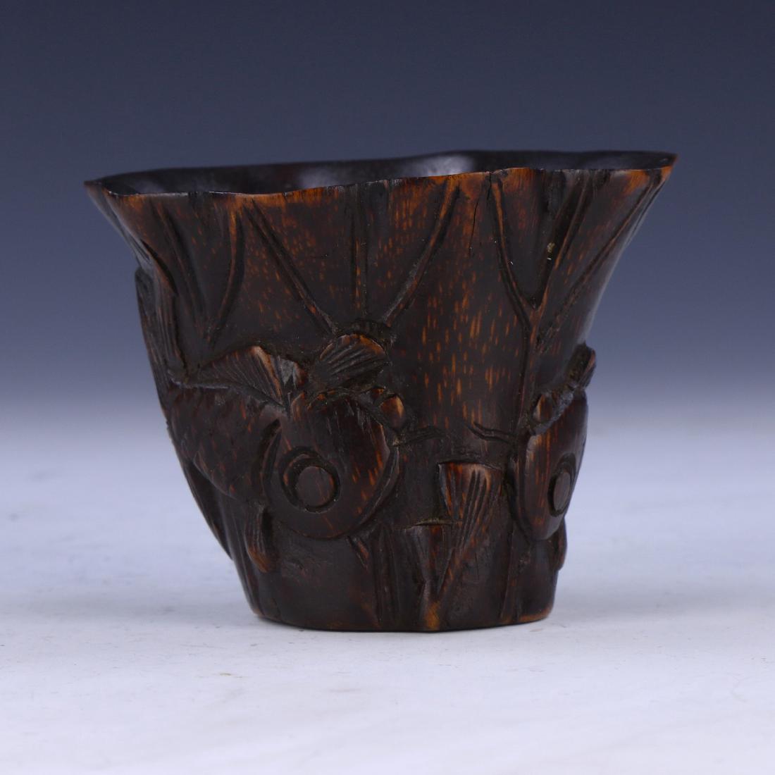 A CHINESE ANTIQUE BAMBOO ROOT CARVED CUP (1 of 4)