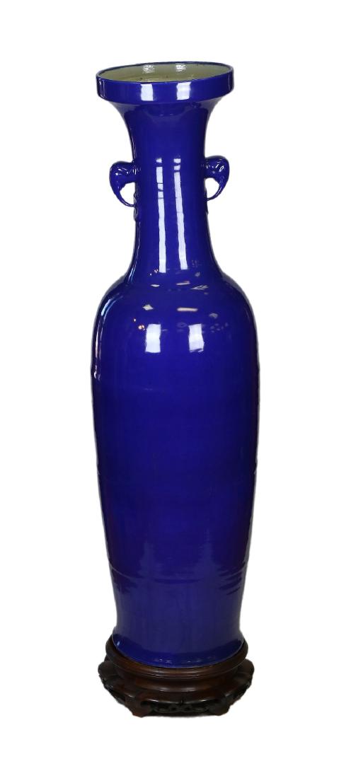 A MASSIVE CHINESE ANTIQUE BLUE GLAZED PORCELAIN VASE (1 of 6)