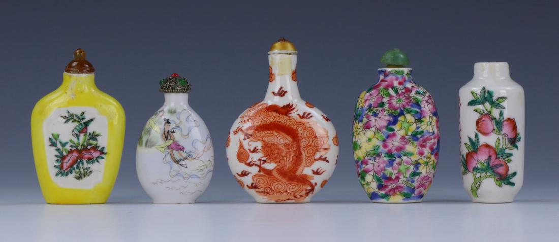FIVE (5) CHINESE FAMILLE ROSE PORCELAIN SNUFF BOTTLES (1 of 3)