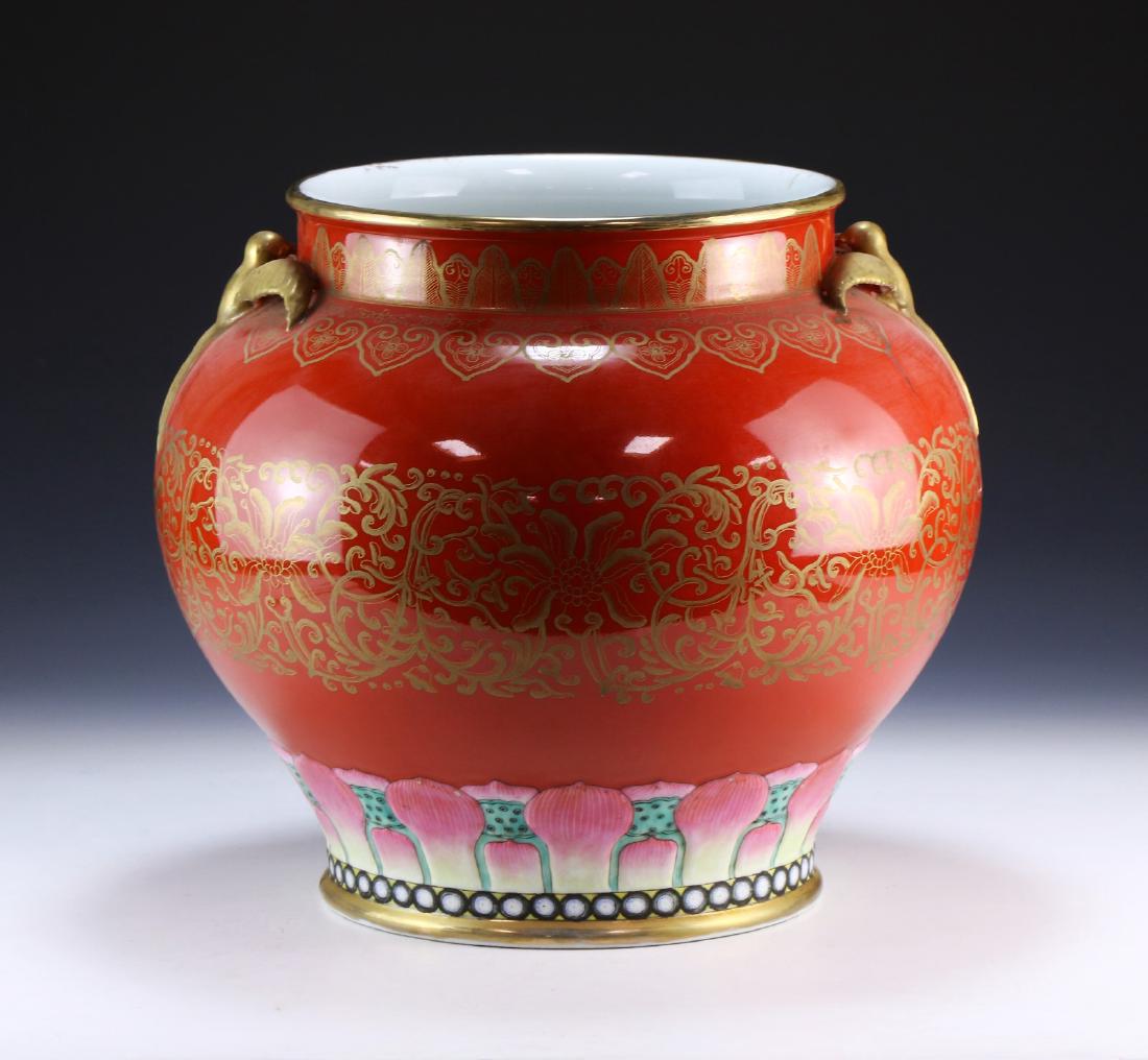 A BIG CHINESE ANTIQUE GILT & IRON RED GLAZED PORCELAIN (1 of 6)