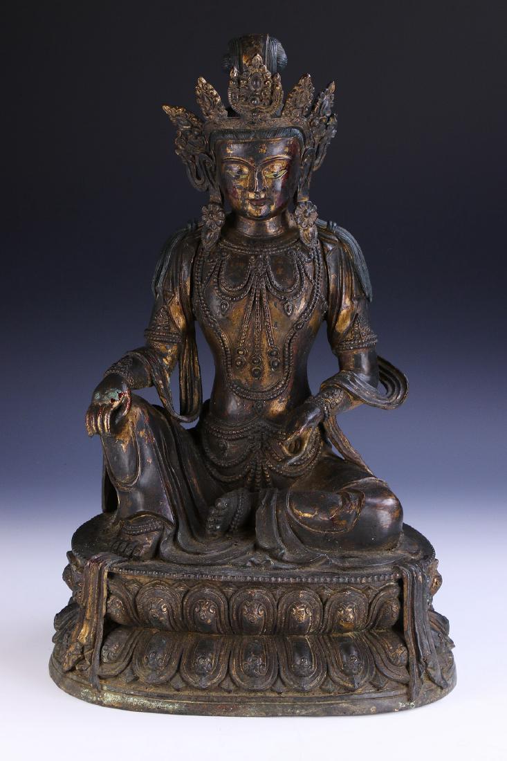 A Chinese Antique Bronze Buddha (1 of 6)