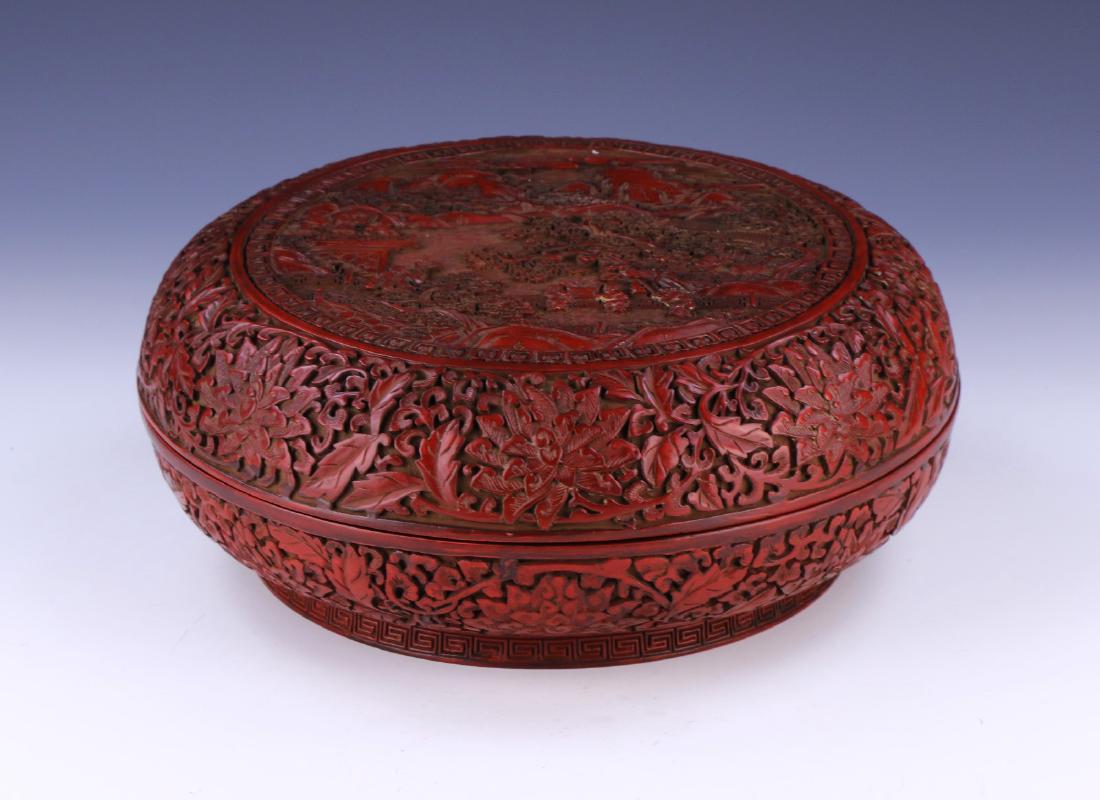 A CHINESE ANTIQUE RED CINNABAR LACQUER STYLE LIDDED BOX (1 of 6)