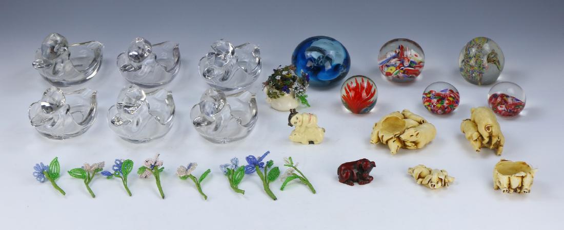 A BOX OF MIXED GLASS AND OTHER ITEMS (1 of 1)