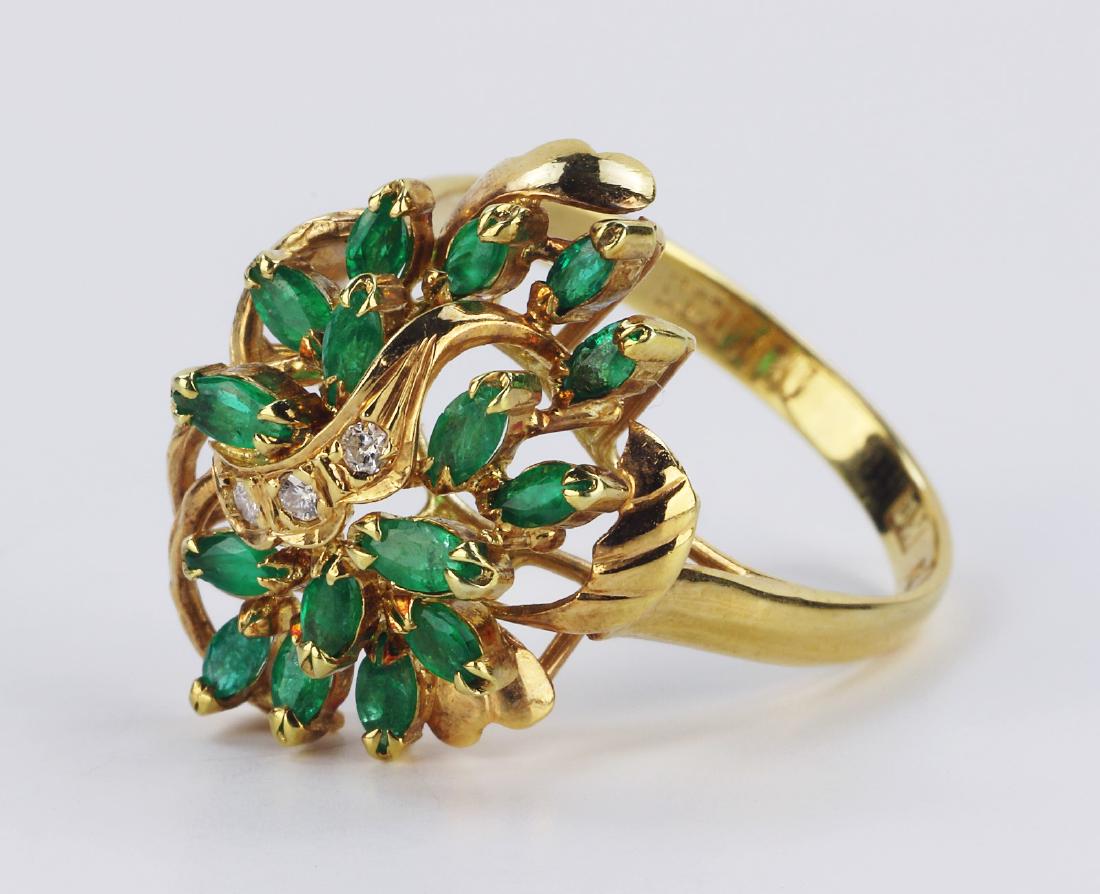 AN EMERALD & 14K GOLD RING (1 of 4)