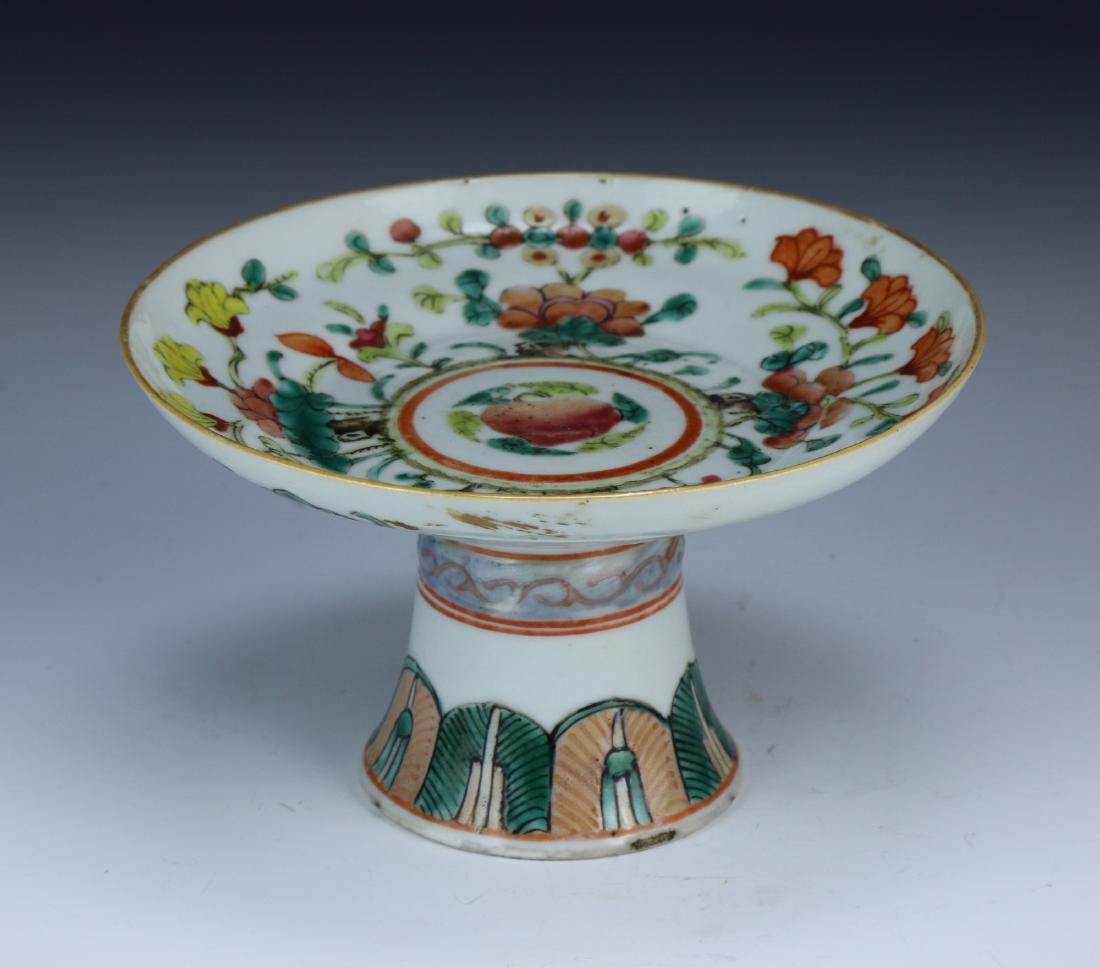 A CHINESE FAMILLE ROSE PORCELAIN STEM PLATE (1 of 5)