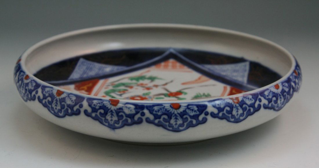 Japanese Imari Blue&White Wucai Porcelain Washer: Japanese antique Imari blue&white "Wucai" porcelain washer: late 19th century; with central design of flowers and trees in garden. Imari Mark; D: 8-1/2" H: 2"