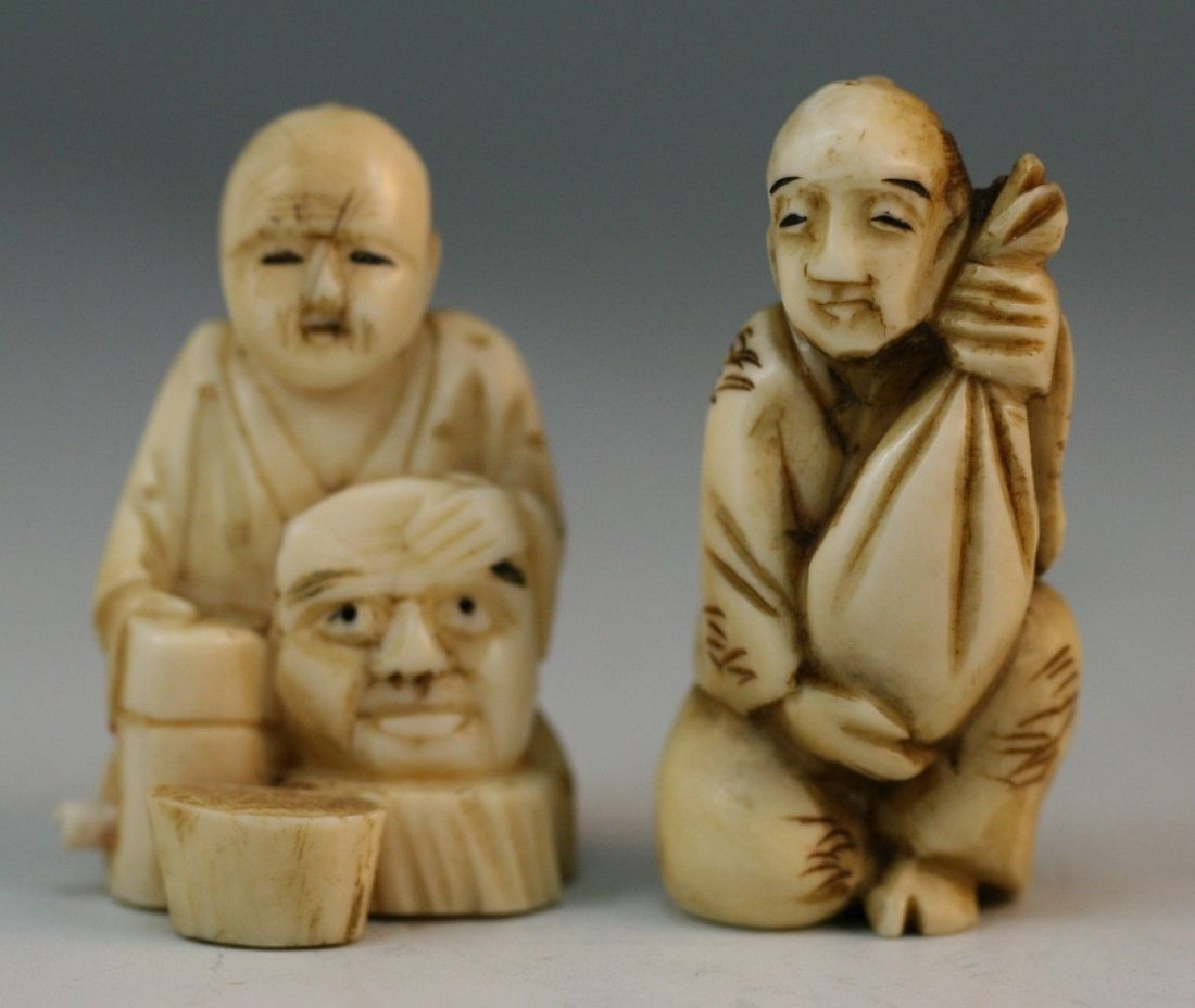 Two Carved Antique Ivory Netsuke: Pair carved ivory netsuke: one is a man bent down on one knee holding a bag, the other is a man holding a mask; Size: H: 2" (Higher)
