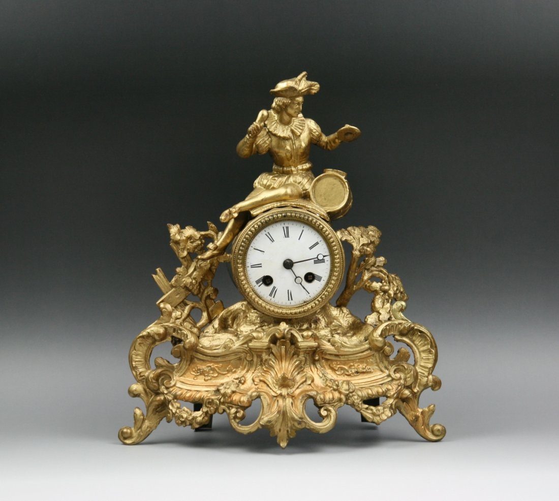 Gilt Ormolu-Style Mantle Clock: Gilt Ormolu-Style Mantle Or Mantel Clock: Size: H: 12-1/2"