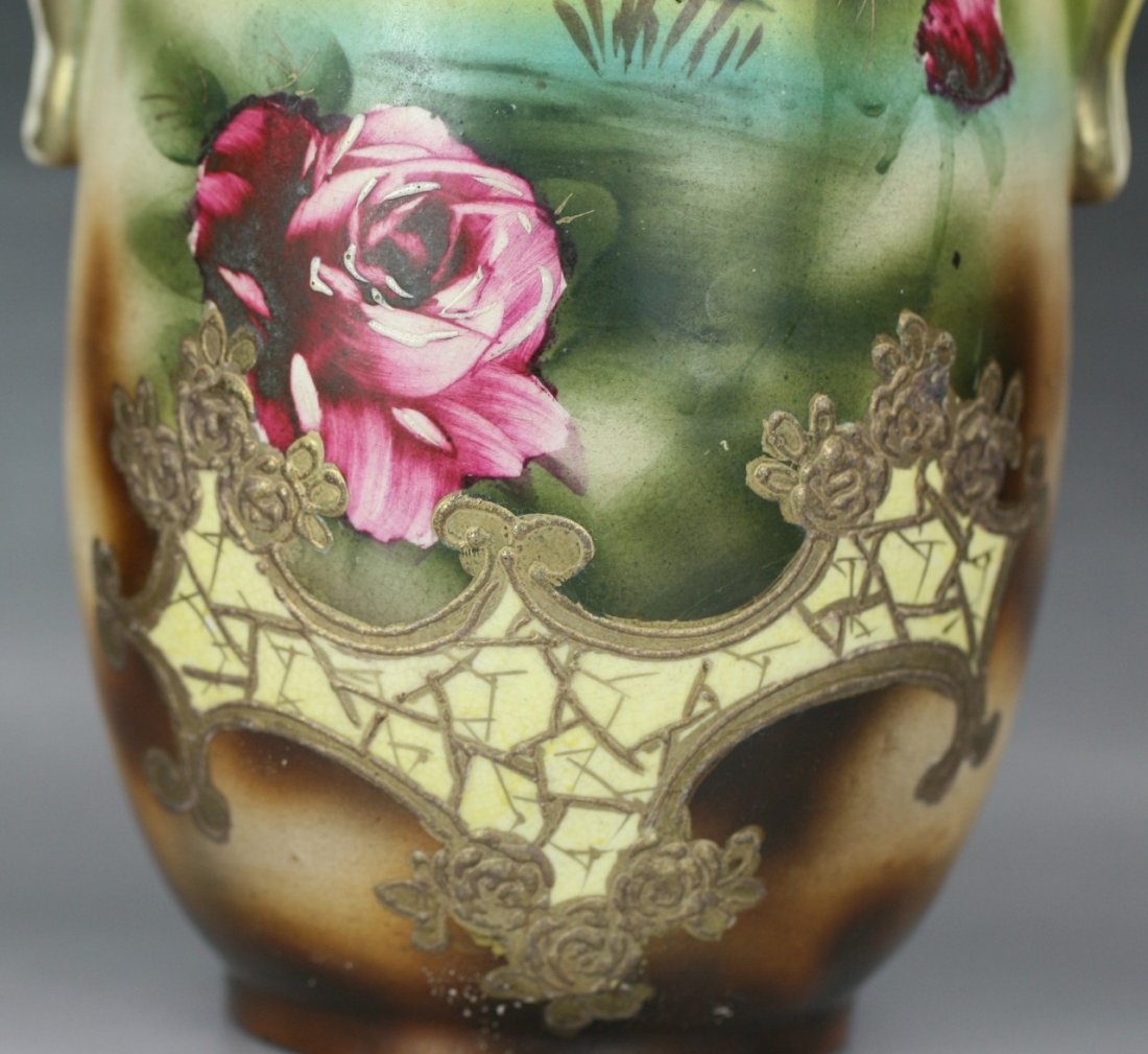 An European Pottery Vase - 4