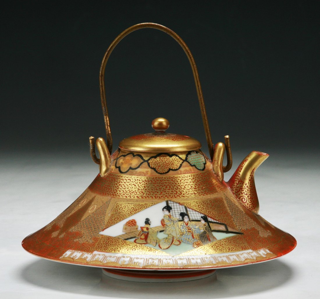 A Japanese Antique Gilt Satsuma Porcelain Teapot: A Japanese Antique Gilt Satsuma Porcelain Teapot: of 19th Century; Size: D: 6-1/2"; H: 7"