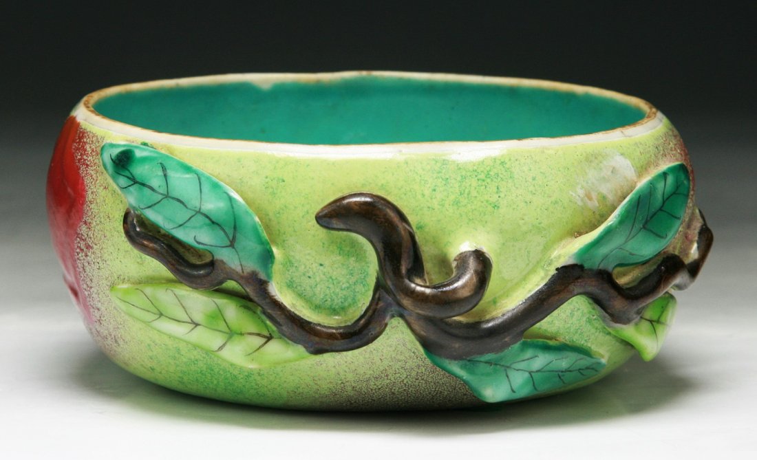 A Chinese Antique Porcelain Peach Bloom Brush Washer: A Chinese Antique Porcelain Peach Bloom Brush Washer: of Qing Dynasty; Size: D: 5-1/4"