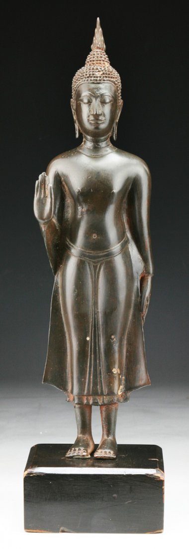 A Siamese Antique Bronze Buddha Statue: A Siamese Antique Bronze Buddha Statue; Size: H: 14" (overall)