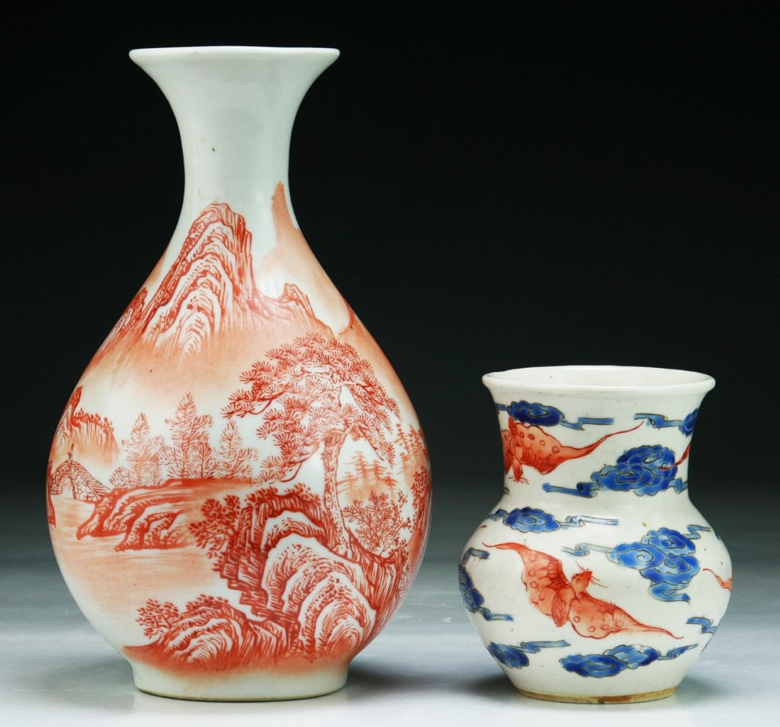 Two (2) Chinese Antique Porcelain Vases: Two (2) Chinese Antique Porcelain Vases: one signed 'Qianlong' and one signed 'Tongzhi' mark on the bases; Size: H: 7-1/2" (biggest)
