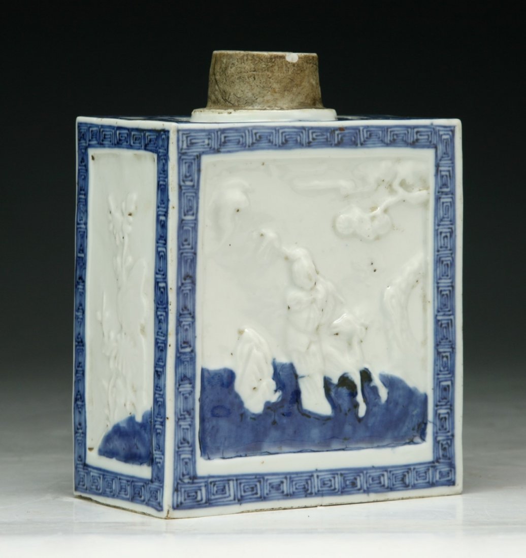 A Chinese Antique Blue & White Porcelain Sqaure Vase (1 of 4)