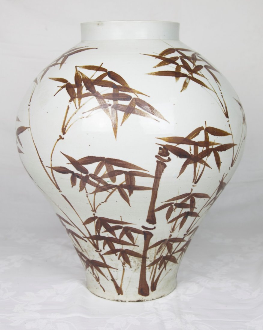 A Massive Korean Underglazed Red Porcelain Vase (1 of 4)