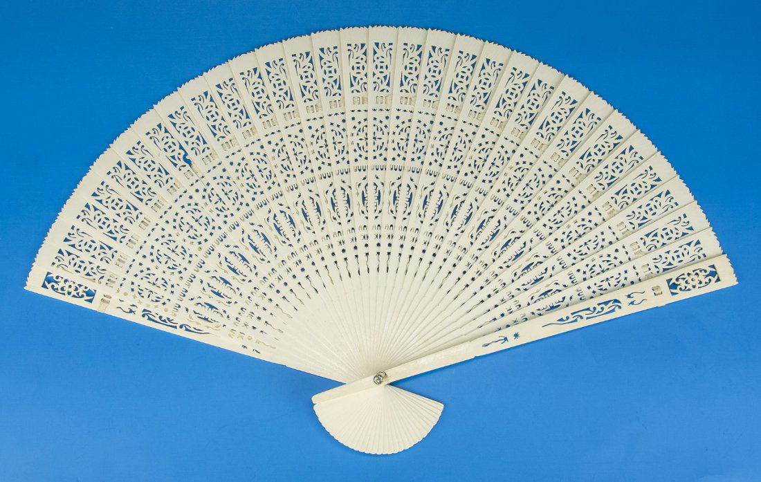 A Fine Chinese Antique EXPORT Pierced Ivory Carved Fan (1 of 3)
