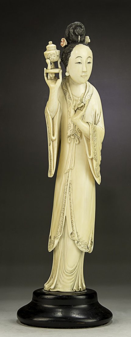 A Chinese Antique Ivory Carved Beauty (1 of 3)