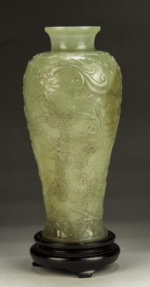 A Fine Chinese Antique Jade Carved Vase (1 of 5)