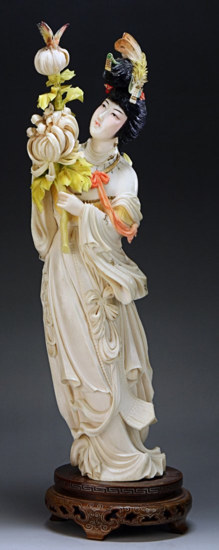 A Big Chinese Antique Polychrome Ivory Carved Beauty (1 of 5)